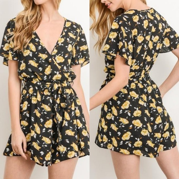 Black floral romper - Picture 2 of 4